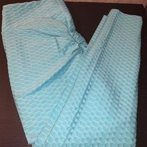 Women’s Yoga Pants